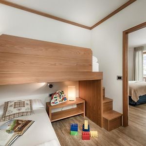 Camera standard familiare con letto king size